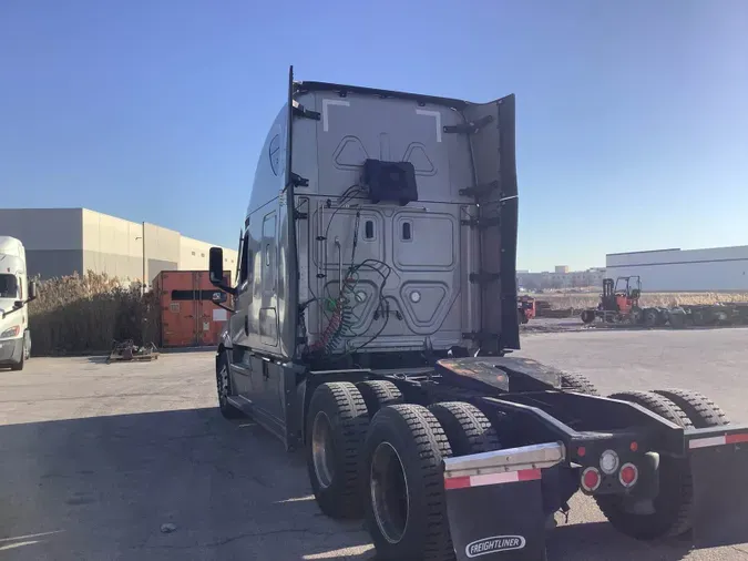 2021 Freightliner Cascadia