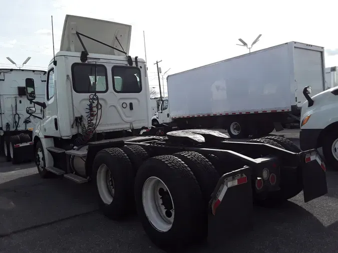 2018 FREIGHTLINER/MERCEDES NEW CASCADIA PX12664