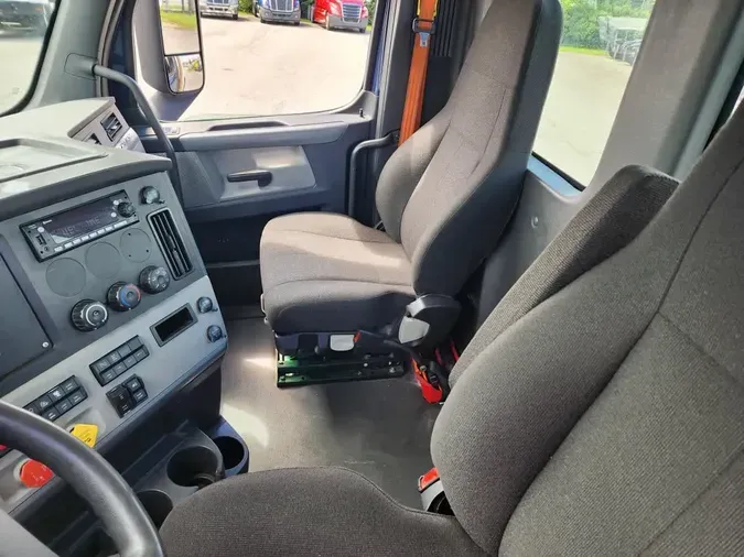 2021 FREIGHTLINER CASCADIA PX11664ST
