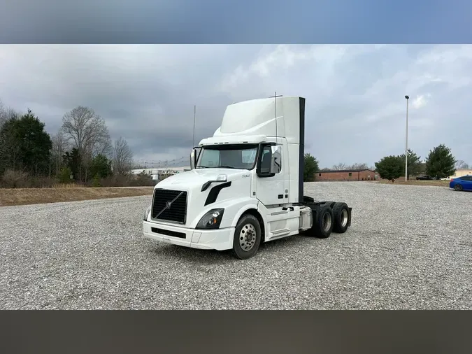 2018 Volvo VNL300