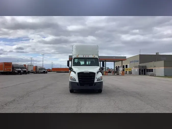 2019 Freightliner Cascadia 126ffa04f9f476bb40a5ad72cb5c3016a23