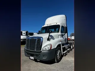 2018 FREIGHTLINER/MERCEDES CASCADIA 125