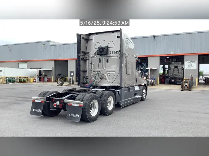 2021 Freightliner Cascadia