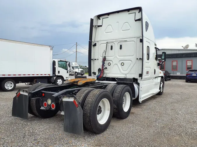 2018 FREIGHTLINER/MERCEDES CASCADIA 125