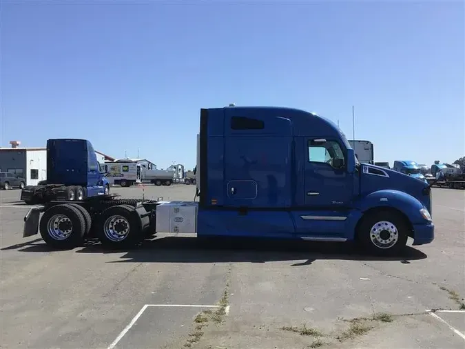 2021 KENWORTH T680