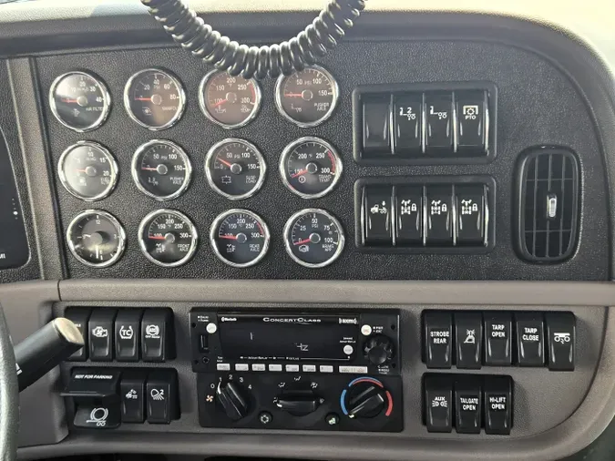 2024 Peterbilt 389