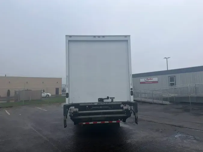 2018 FREIGHTLINER/MERCEDES M2 106