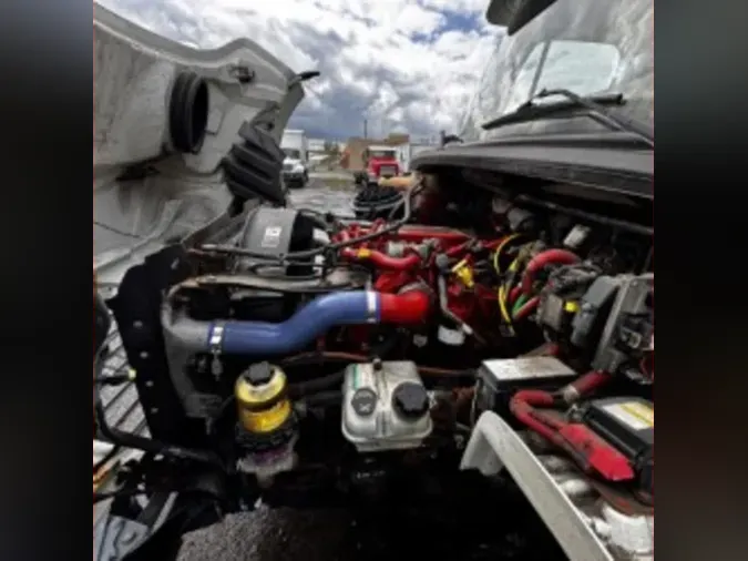 2019 FREIGHTLINER M2 106