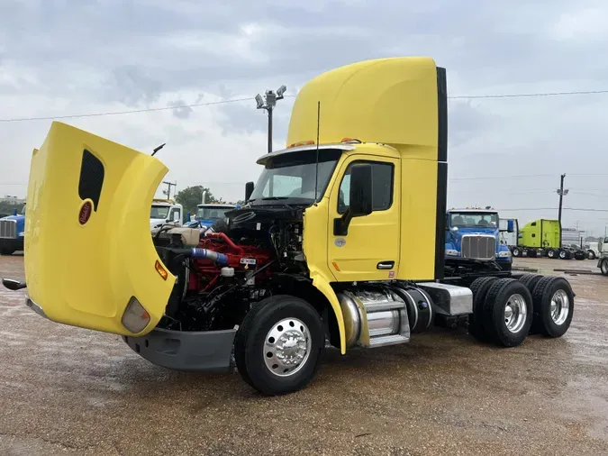 2021 Peterbilt 579