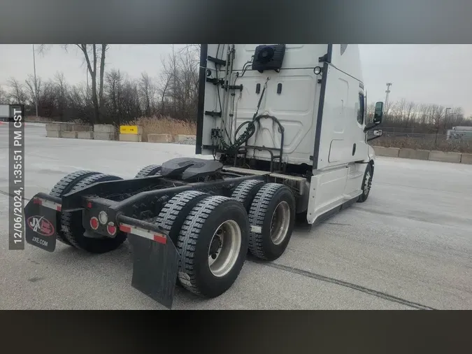 2020 Freightliner Cascadia