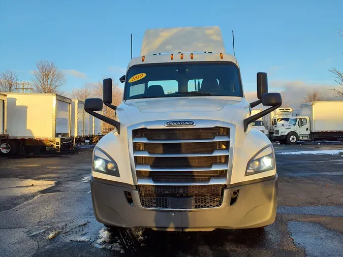 2019 FREIGHTLINER/MERCEDES NEW CASCADIA PX12664