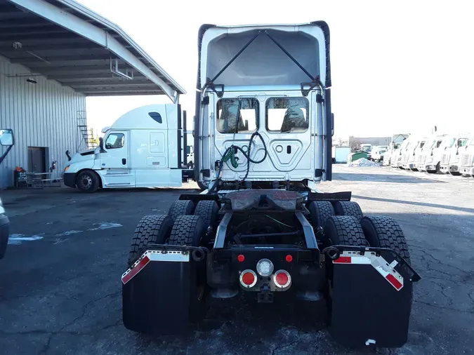 2019 FREIGHTLINER/MERCEDES NEW CASCADIA PX12664