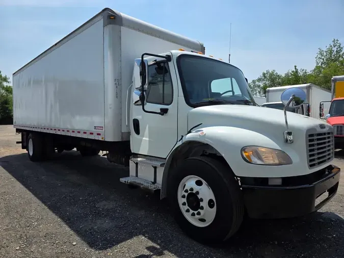 2017 FREIGHTLINER M2 106