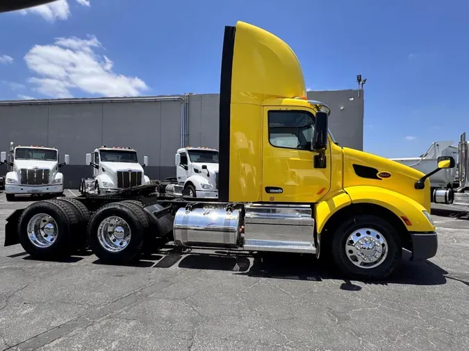 2021 Peterbilt 579ffd2ee4a2384fdee0b09db2d43cfee08
