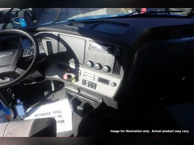 2022 FREIGHTLINER CA126