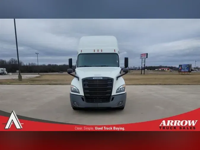 2020 FREIGHTLINER CA126