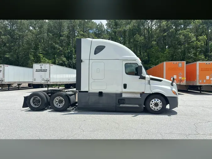 2021 Freightliner Cascadia