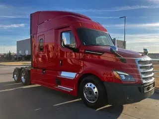 2021 FREIGHTLINER CA126