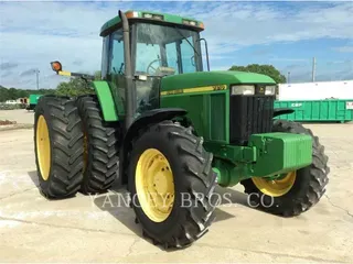 2000 John Deere & CO. 7810