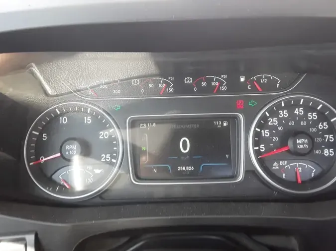 2019 NAVISTAR INTERNATIONAL LT625 DAYCAB T/A