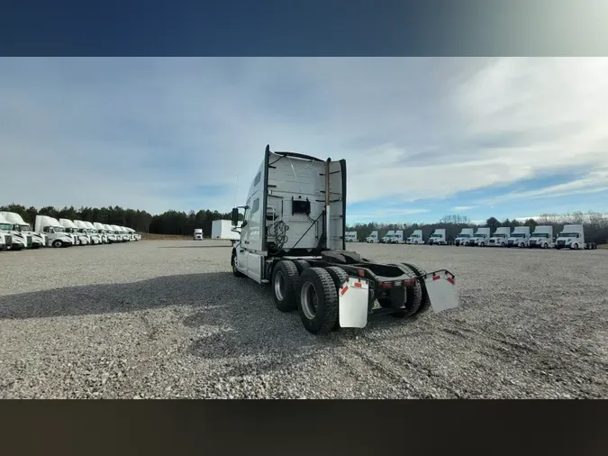 2020 Volvo VNL 760