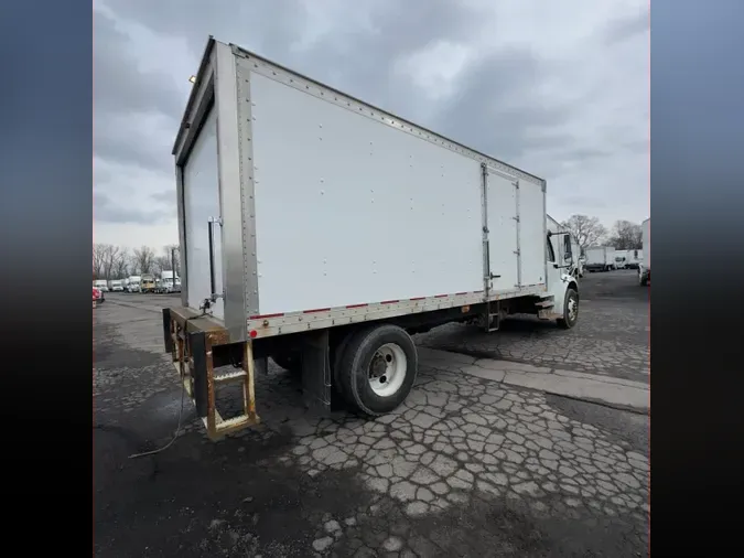2019 FREIGHTLINER/MERCEDES M2 106