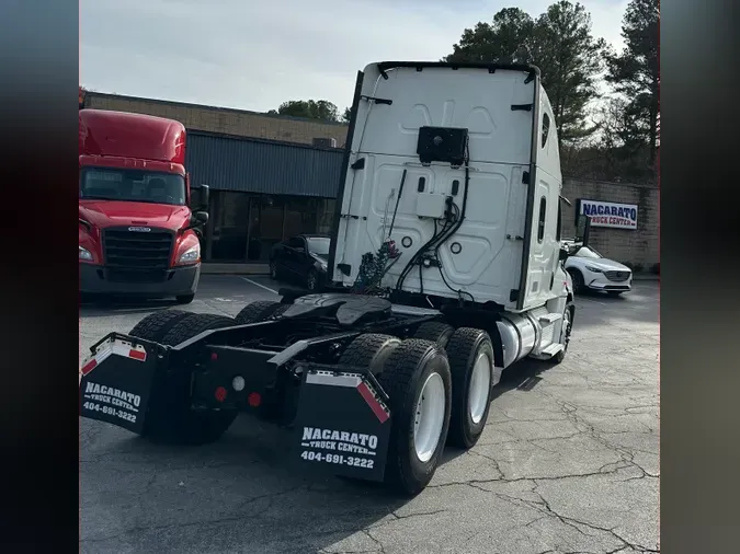 2020 FREIGHTLINER CASCADIA