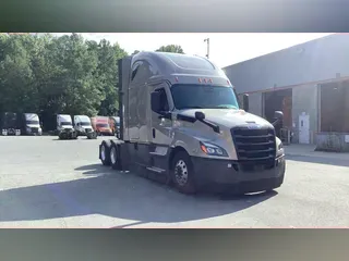 2022 Freightliner Cascadia 126