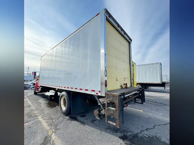 2016 FREIGHTLINER/MERCEDES M2 106