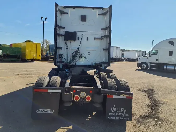 2020 FREIGHTLINER/MERCEDES NEW CASCADIA PX12664