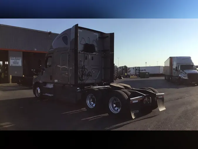 2023 Freightliner Cascadia 126fffc63474eb07374f7425c480b215dca