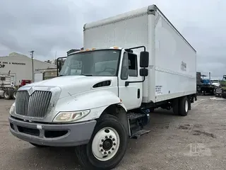 2017 INTERNATIONAL DURASTAR 4300