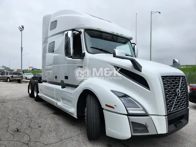 2019 VOLVO VNL64T760